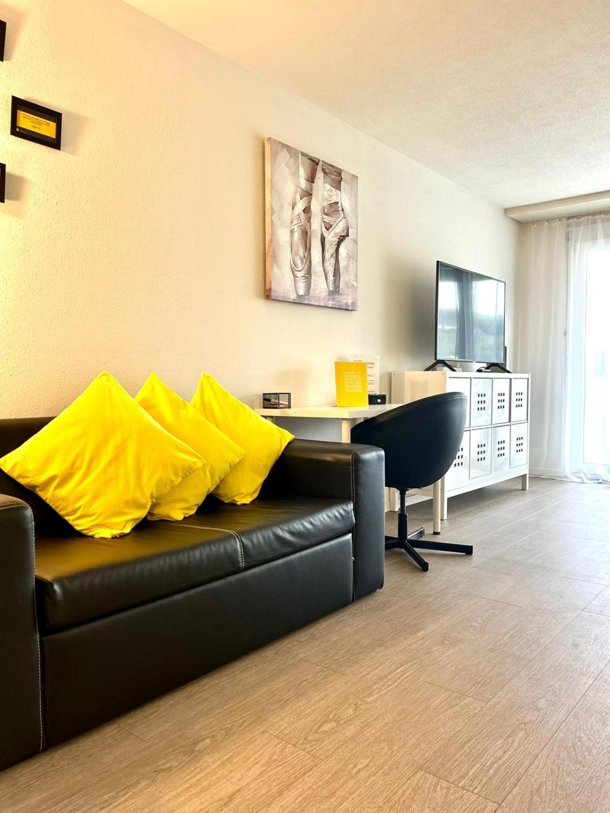 Apartament Little Penthouse **** Dietikon Zewnętrze zdjęcie